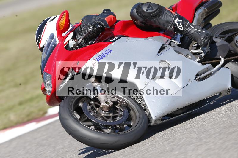 /49 26.08.2025 Cornu Master School ADR/rot-rouge/40